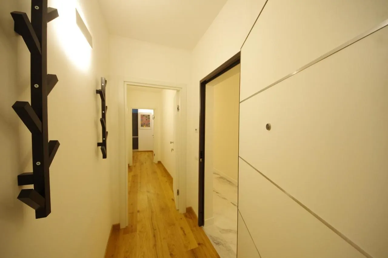 Vannucci House Perugia 0*,